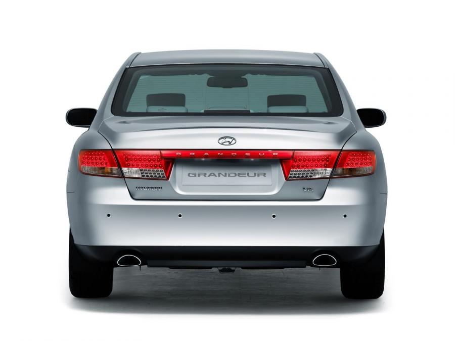  Hyundai Grandeur V6 2005 года  (фото 38 из 41)